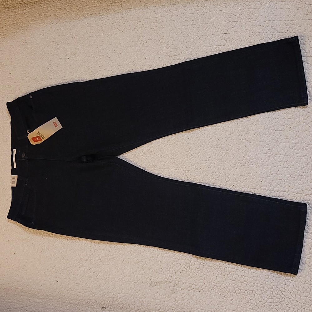 Levi's Mid Rise Classic Straight Leg Jeans in Lapis Island Rinse